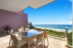 Beach and Ocean Front Penthouse with Wifi and Parking, Central Coast